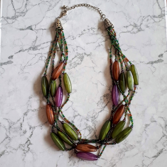 Jewelry - Short layered multicolor statement necklace